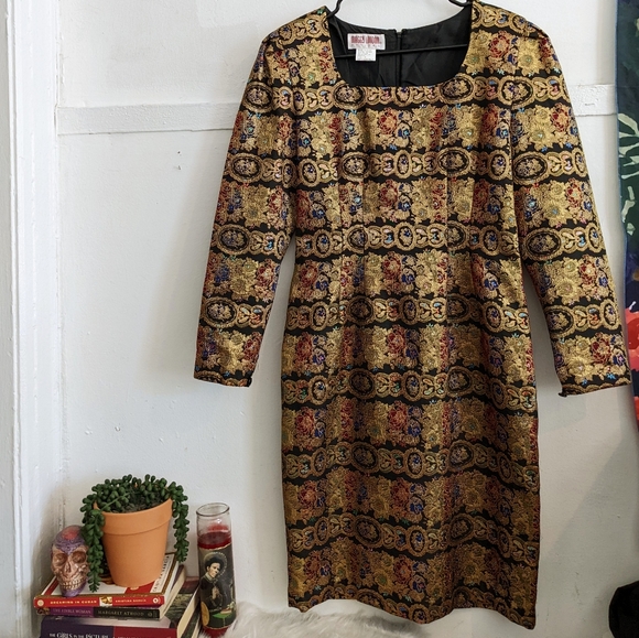 Vintage Maggy London Metallic Gold Floral Brocade Sheath Dress - Picture 1 of 10